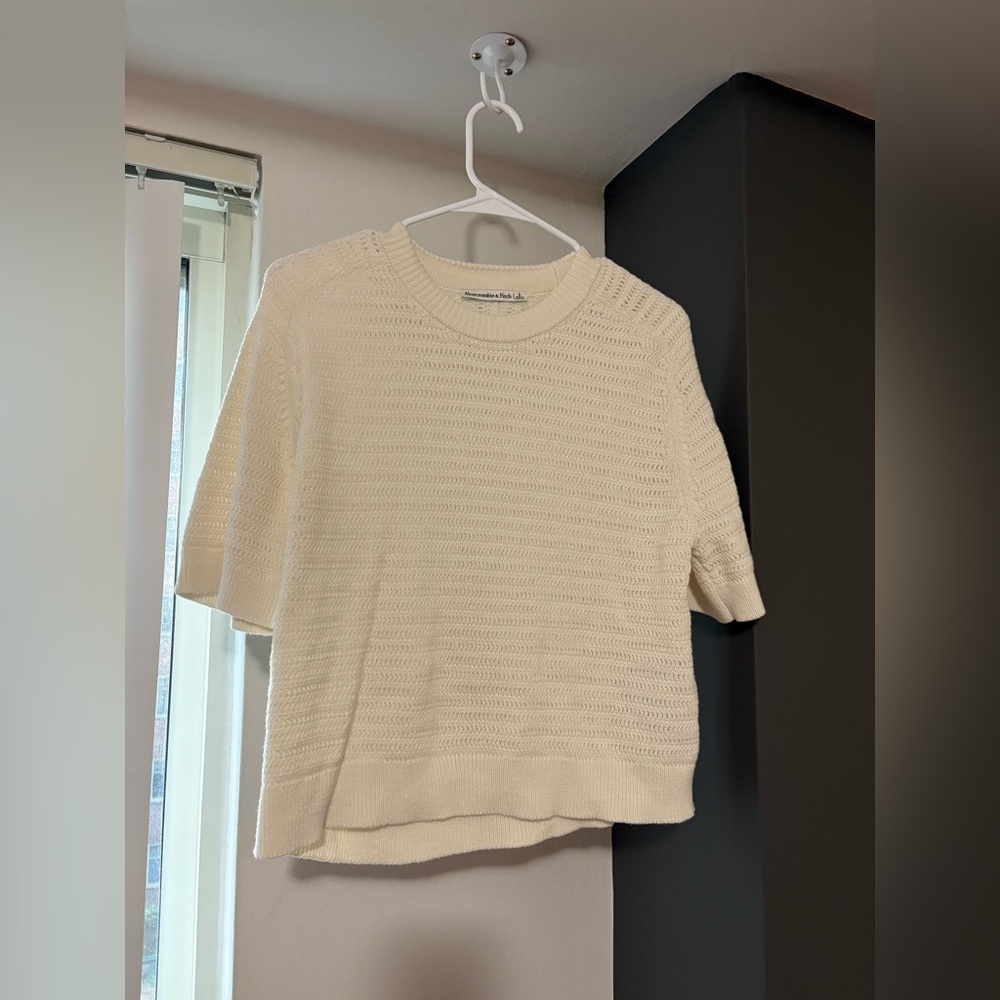 Abercrombie & Fitch Ivory Knit Sweater